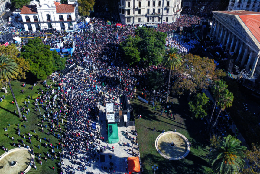 Kicillof presente en el homenaje a Francisco