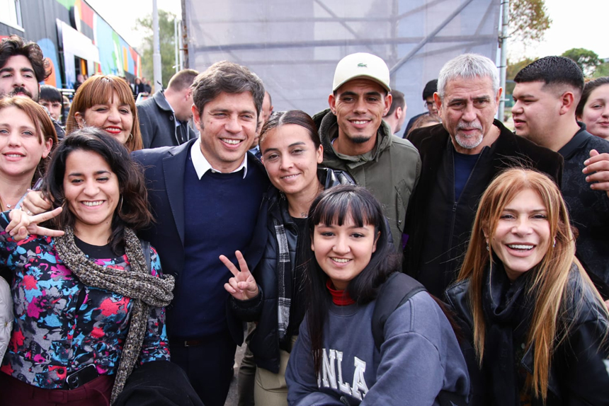 Kicillof y Ferraresi inauguran obras en salud. Milei se jacta de quitar derechos.