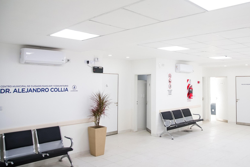 Kicillof y Ferraresi inauguran obras en salud. Milei se jacta de quitar derechos.