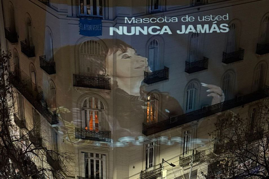 CFK: prisión domiciliaria y el intento de humillación con la tobillera electrónica