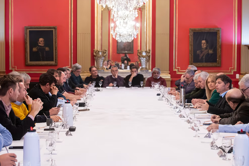 Kicillof, el kirchnerismo, Massa, intendentes: se definen las listas