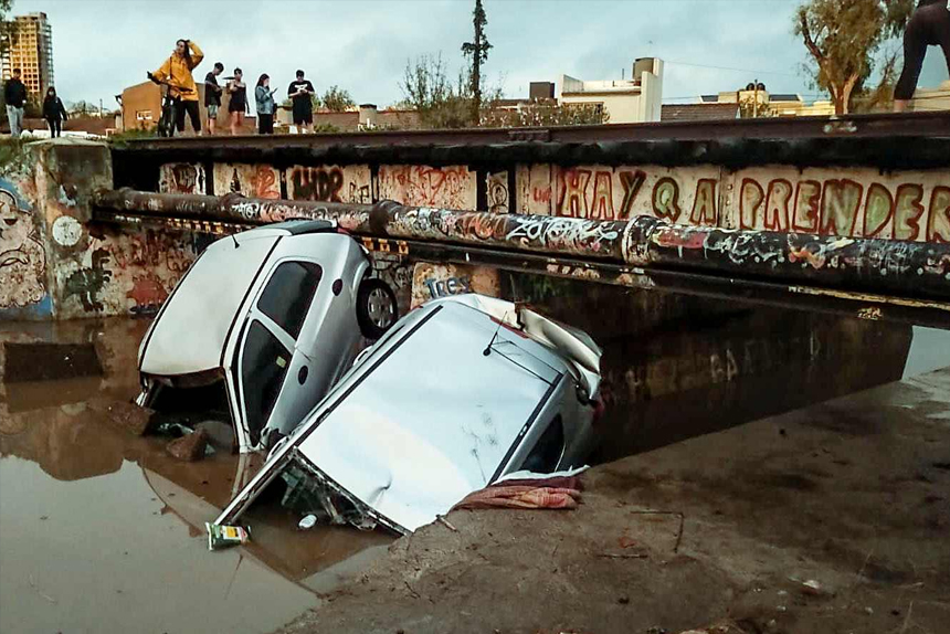 Bahía Blanca le dio un triunfo el 7s y él respondió cortándole fondos por la inundación