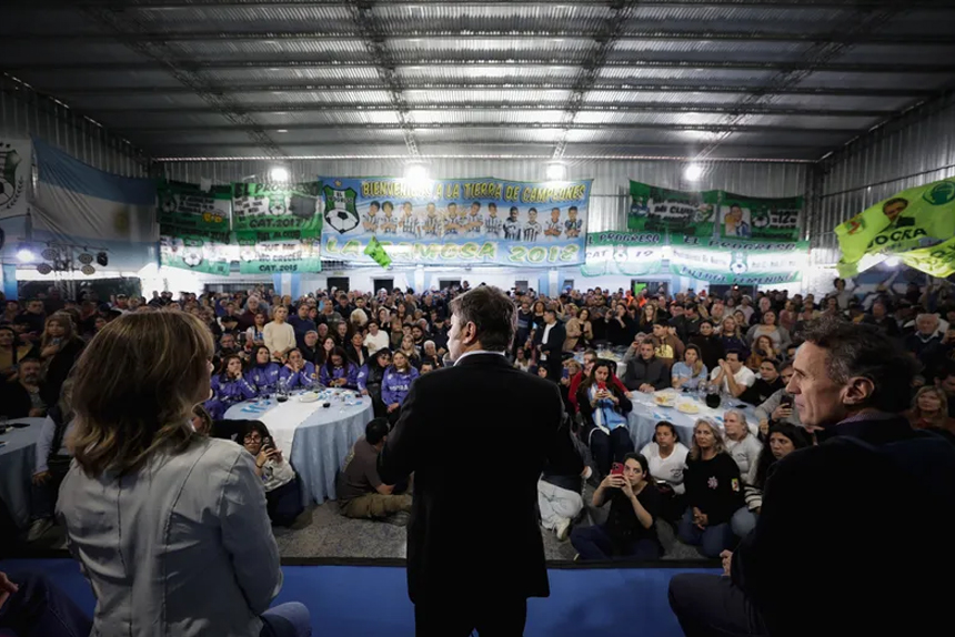 Kicillof cierra campaña en Tigre con Massa