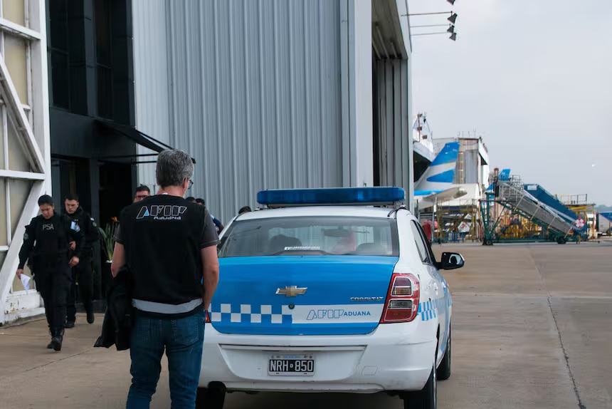 Contrabando: las cámaras de Aduana no ven