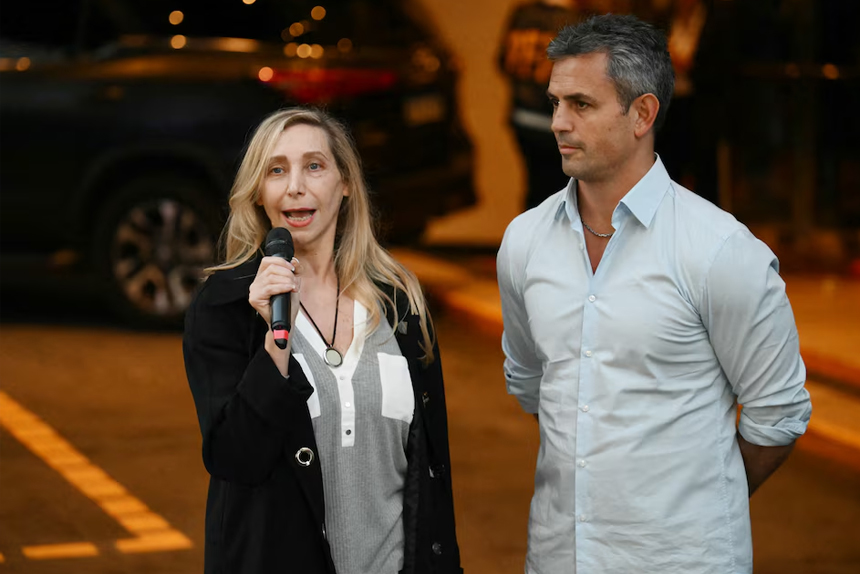 El resultado electoral pone paños fríos a la toma de poder de Santiago Caputo