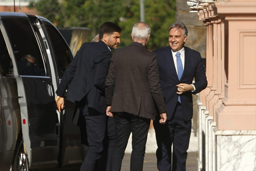 Milei con gobernadores menos 4