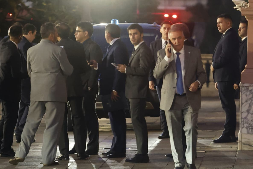 Milei con gobernadores menos 4