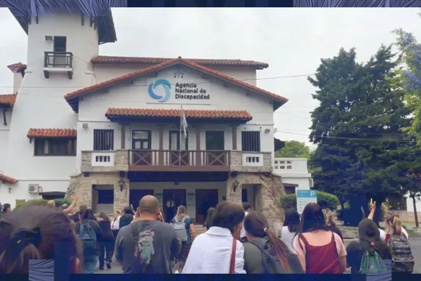 Protesta desesperada en la ANDIS por el ajuste en discapacidad