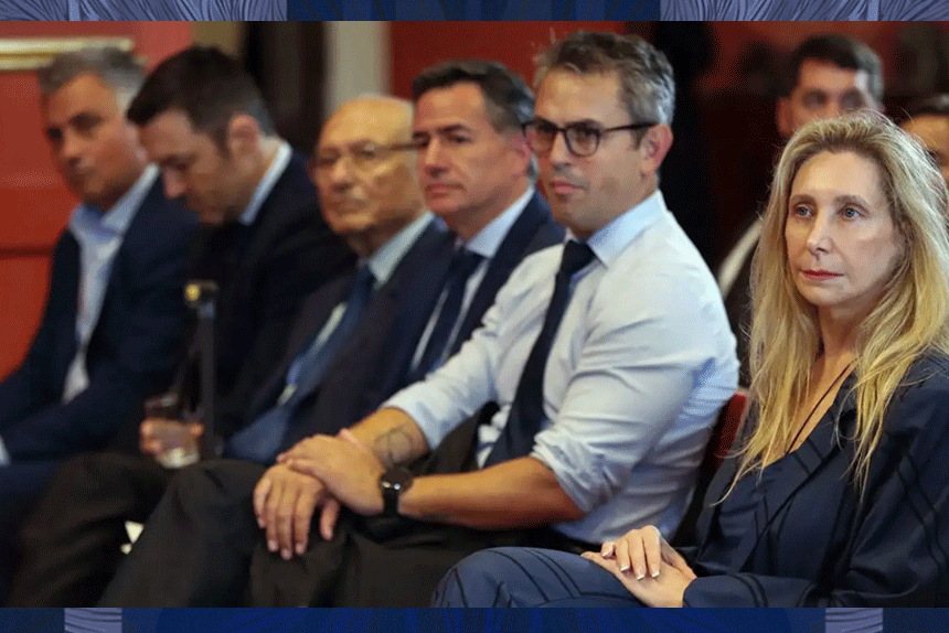 Karina, más jefe que nunca