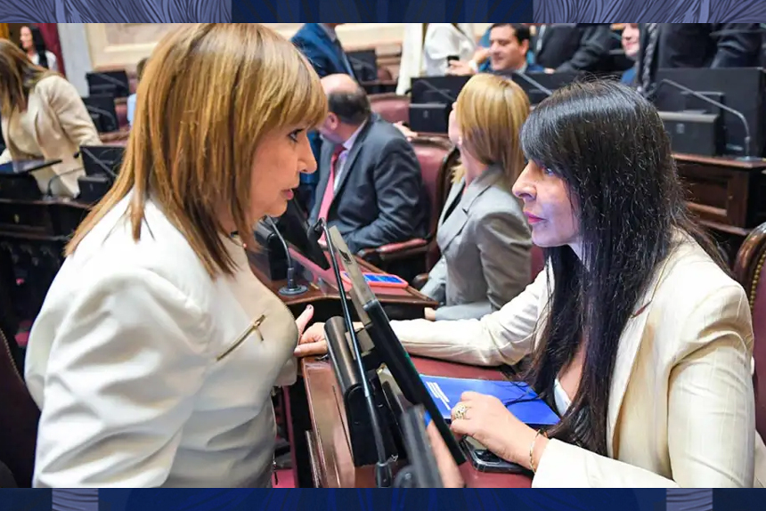 Se frena la jura de la dipunarco Villaverde y saltan las internas libertarias