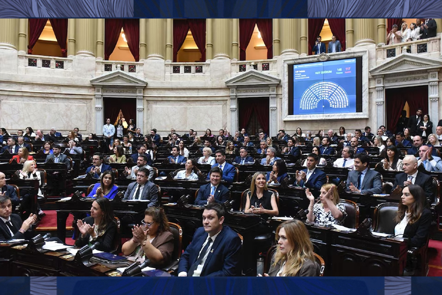Media sanción a la reforma laboral