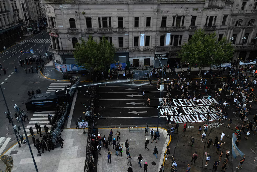 El gobierno promulgó la nueva ley de reforma laboral