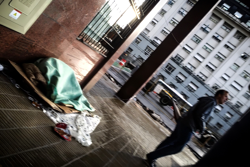 Casi el 60% de las personas en situación de calle son de Milei