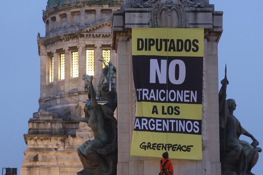 El oficialismo logró sancionar la flexibilización de la Ley de Glaciares