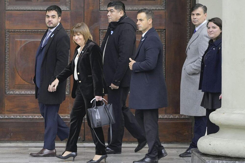 “Basta de arengar la polarización”: la Iglesia desafió a Milei