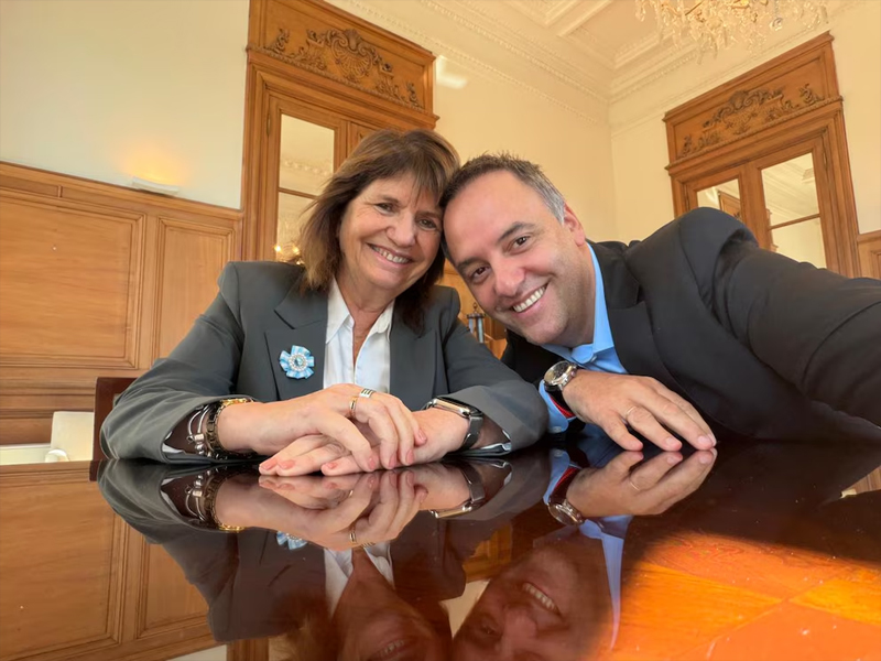 Bullrich exige a Adorni que presente ya su declaración jurada