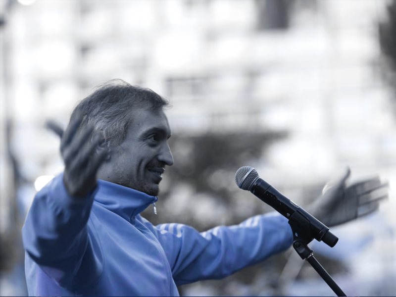 Máximo Kirchner insiste con la interna y ataca a Kicillof